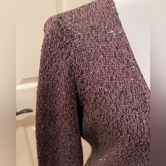 Open Sweater. - Picture 4 of 6